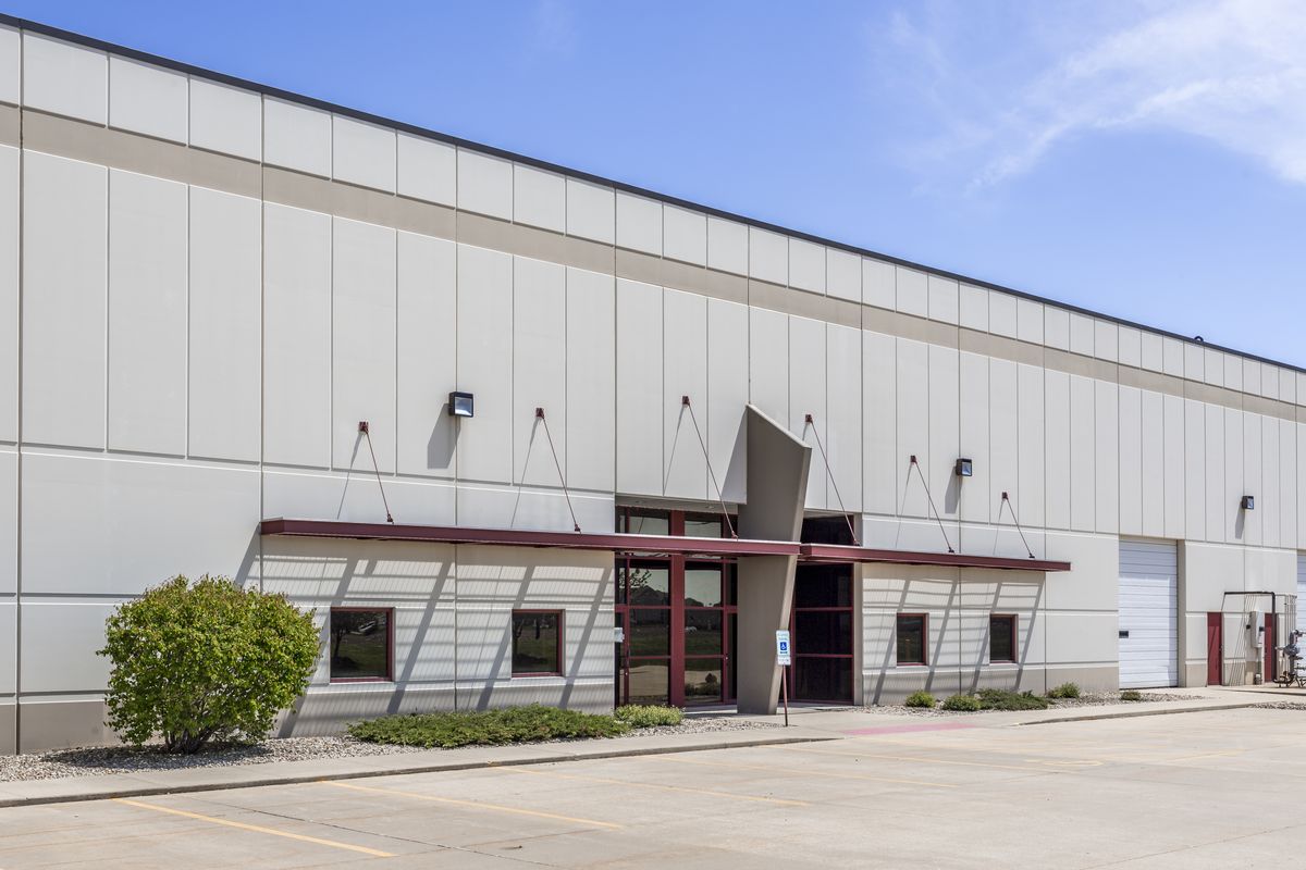 Titan Warehouse Deals